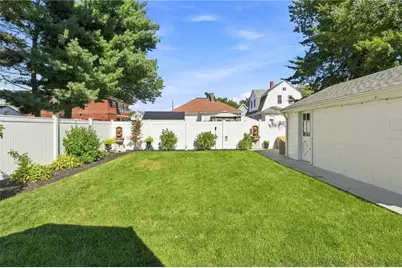 71 Petteys Avenue, Providence, RI 02909 - Photo 36