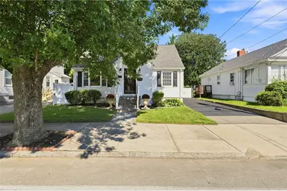 71 Petteys Avenue, Providence, RI 02909 - Photo 4