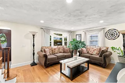 71 Petteys Avenue, Providence, RI 02909 - Photo 6