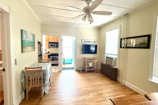 11 Old Beach Rd, Newport, RI 02840 - Photo 2