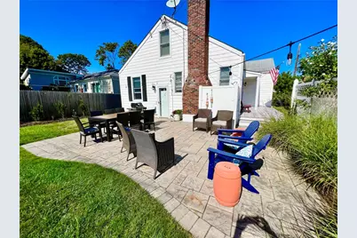 7 Watson Street, Newport, RI 02840 - Photo 14