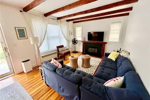 7 Watson St, Newport, RI 02840 - Photo 2