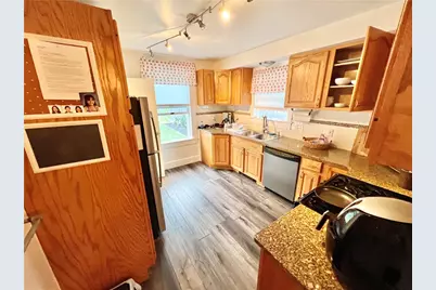 7 Watson Street, Newport, RI 02840 - Photo 4