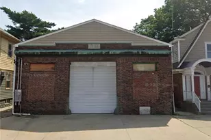457 Douglas Ave, Providence, RI 02908 - Photo 1