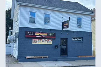 532 Lonsdale Avenue, Pawtucket, RI 02860 - Photo 1