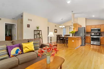 50 Abbott Run Valley Road #1929, Cumberland, RI 02864 - Photo 2