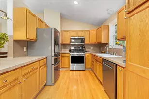 50 Abbott Run Valley Rd, Cumberland, RI 02864 - Photo 8