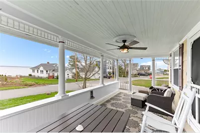 29 Burnett Road, Warwick, RI 02889 - Photo 4