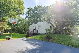 20 Watercress Ct, Coventry, RI 02816 - Photo 40