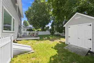 39 Treasure Rd, Narragansett, RI 02882 - Photo 32