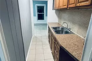 8 Bagley St, Pawtucket, RI 02860 - Photo 2