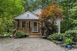 163 Lake Washington Dr, Glocester, RI 02814 - Photo 2