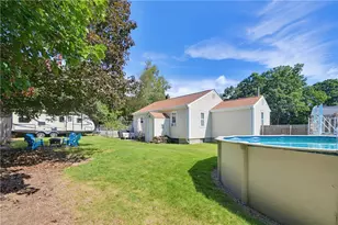 63 Taft St, Coventry, RI 02816 - Photo 6