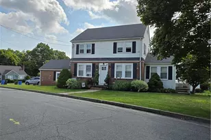 67 Kearney St, Cranston, RI 02920 - Photo 2