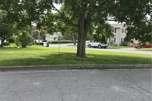 67 Kearney St, Cranston, RI 02920 - Photo 12