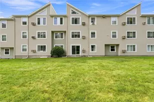200 Woodlawn Ave, North Providence, RI 02904 - Photo 1