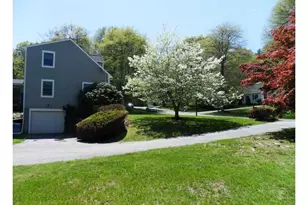 36 Wildflower Dr, Seekonk, MA 02771 - Photo 4