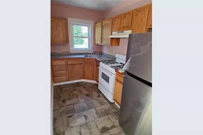 27 Longfellow Terrace, Providence, RI 02907 - Photo 4