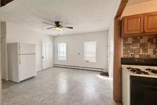 77 Henry St, Central Falls, RI 02863 - Photo 18