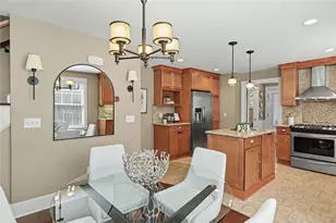44 Taft Ave, Providence, RI 02906 - Photo 10