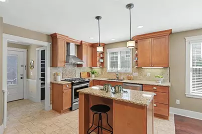 44 Taft Avenue, Providence, RI 02906 - Photo 12