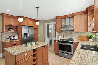 44 Taft Avenue, Providence, RI 02906 - Photo 14