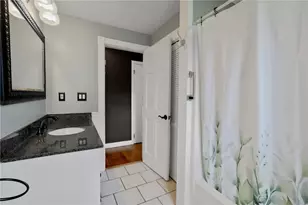 21 Massachusetts Blvd, Portsmouth, RI 02871 - Photo 14