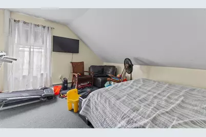 97 Detroit Avenue, Providence, RI 02907 - Photo 36