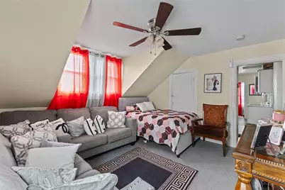 97 Detroit Avenue, Providence, RI 02907 - Photo 28