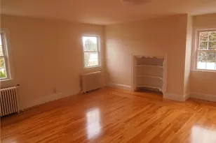 34 Bellevue Ave, North Providence, RI 02911 - Photo 10