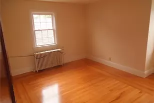 34 Bellevue Ave, North Providence, RI 02911 - Photo 8