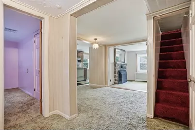 1639 South County Trail, East Greenwich, RI 02818 - Photo 18