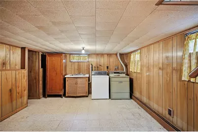 1639 South County Trail, East Greenwich, RI 02818 - Photo 38