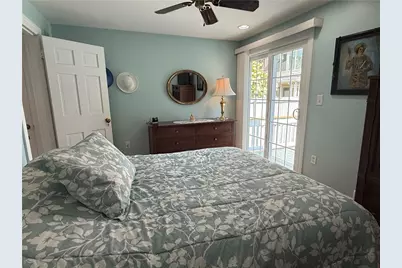 88 Terrace Ave Avenue E, East Providence, RI 02915 - Photo 6