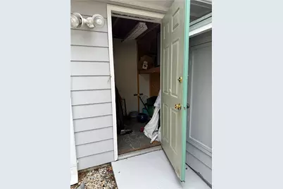 88 Terrace Ave Avenue E, East Providence, RI 02915 - Photo 32