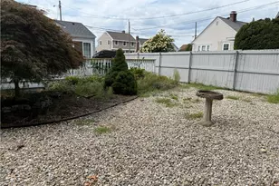 88 Terrace Ave Ave E, East Providence, RI 02915 - Photo 26