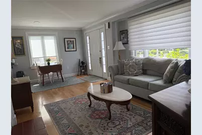 88 Terrace Ave Avenue E, East Providence, RI 02915 - Photo 4