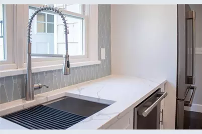 118 Ruggles Avenue #101, Newport, RI 02840 - Photo 22
