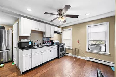 8 Thomas Avenue, Pawtucket, RI 02860 - Photo 6