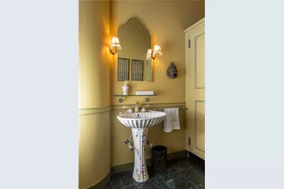 115 Narragansett Avenue, Newport, RI 02840 - Photo 34