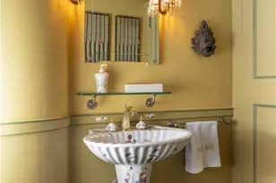 115 Narragansett Ave, Newport, RI 02840 - Photo 34