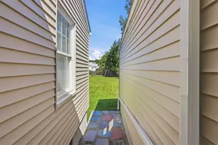 59 Newbury Ave, Woonsocket, RI 02895 - Photo 8