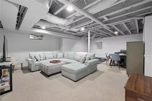 30 Vine St, East Greenwich, RI 02818 - Photo 34