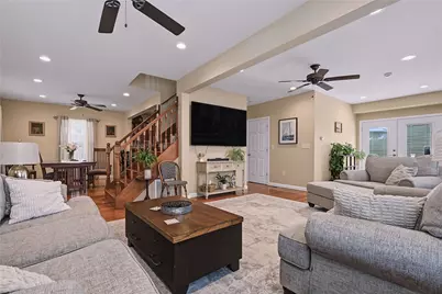 81 Rogers Avenue, Barrington, RI 02806 - Photo 20