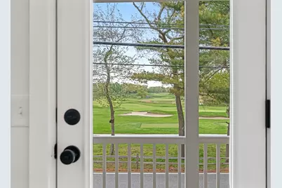 540 Middle Highway, Barrington, RI 02806 - Photo 26