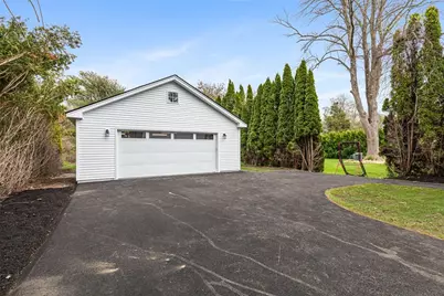 540 Middle Highway, Barrington, RI 02806 - Photo 30