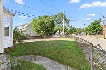 6 Shore Road, East Providence, RI 02915 - Photo 18