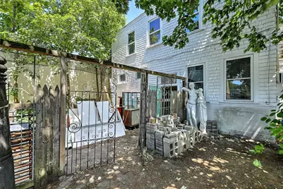 130 Broadway, Newport, RI 02840 - Photo 32