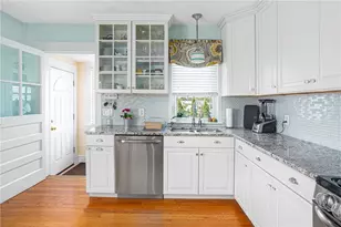 49 N County St, East Providence, RI 02914 - Photo 14