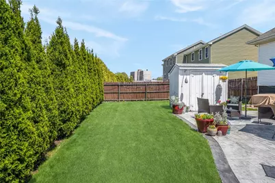 49 North County Street, East Providence, RI 02914 - Photo 28